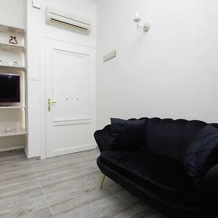 Дом отдыха La Rosa Эрмуполис